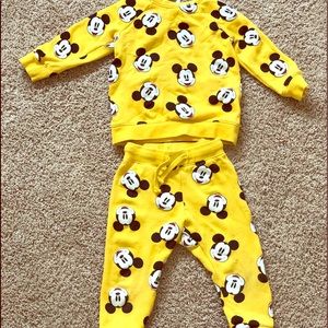 H&M boys clothes . Mickey mouse